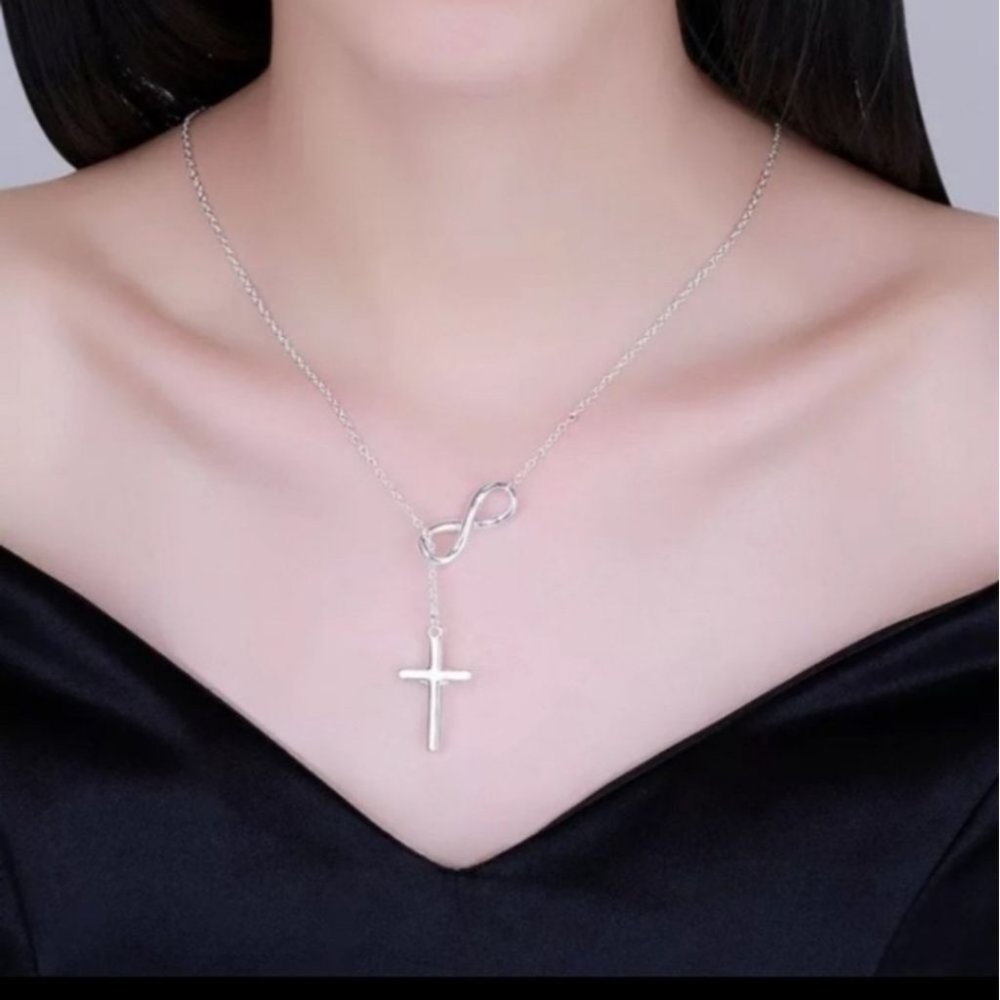 New Pendant Silver Cross Necklace - Picture 1 of 4